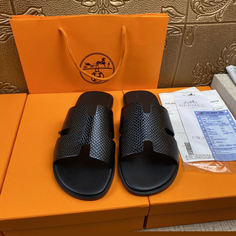 H**mes slippers